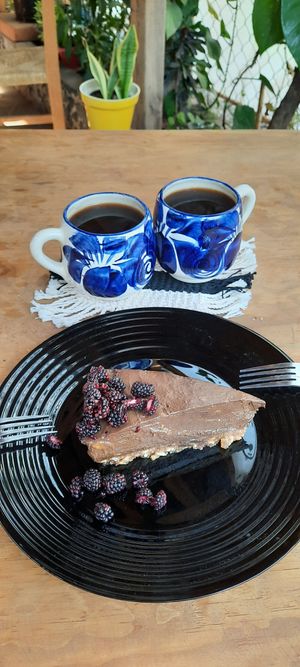 Pie de Aguacate y Cacao at La Caravana  in Tepoztlan