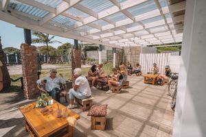 Indoor / Outdoor summer seating at Zephyr Wainui in Gisborne