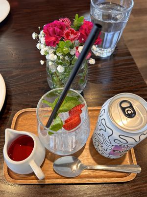   at Variable Cafe in Los Angeles