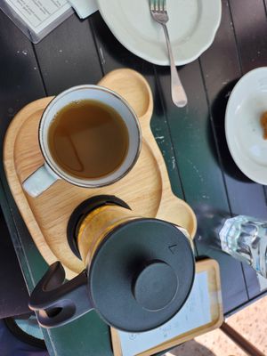 Jasmine tea at Variable Cafe in Los Angeles