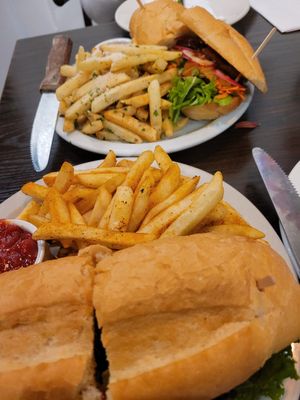  at Variable Cafe in Los Angeles