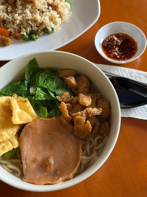 Vegetarian Bulgogi Ramen Warma Vegie Stall, Peliatan, Ubud at Warma Vegie Stall in Ubud
