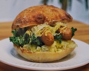 The Pan-bagnat Hot Dog at Sanctuary in Aix-en Provence