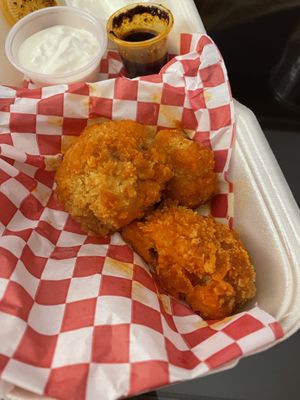 Cauliflower wings at Fritz - Maybe closed in Mexico City