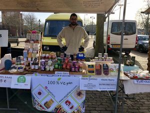 Alessandro Rocchi of Pure Italy at Rotterdamse Oogstmarkt in Rotterdam