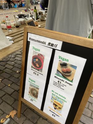 Toramusubi: completely vegan  at Rotterdamse Oogstmarkt in Rotterdam