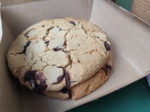 Vegan cookies at The Purr in Dublin