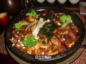 sizzling mushrooms at HanGawi in New York City