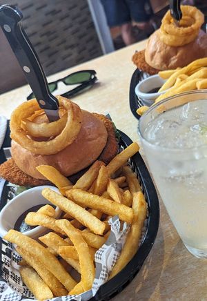 Vegan Burger at Port Campbell Hotel in Port Campbell