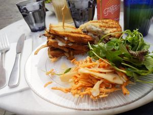 Brunch vegan at Zaza Coffee Shop in Toulouse