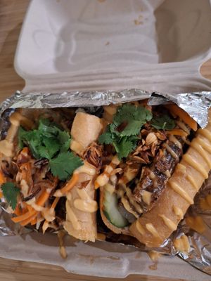  at Mama Dut in Portland