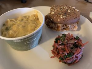 Green chili Mac n cheeze, cole slaw, and JackBeQue classic sandwich at JackBeQue in Englewood