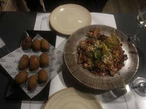 Croquetas de Nopollo y NachosVegano at Zelaik Gastrobar in Pamplona