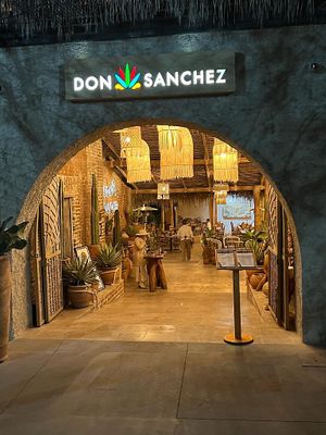 Storefront   at Don Sanchez in San Jose Del Cabo