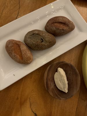 Bread with vegan butterr  at Don Sanchez in San Jose Del Cabo