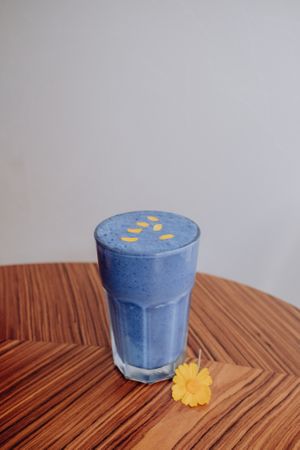 Blue Moon Smoothie at Breens Deli in Mallorca