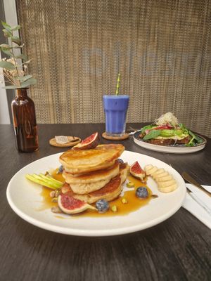  at Breens Deli in Mallorca