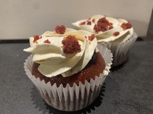 Pink velvet cupcake 🧁  at Vegan Funtastic in Den Helder