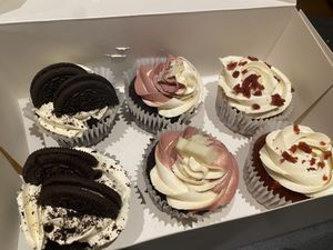 Cupcakes 🧁  at Vegan Funtastic in Den Helder