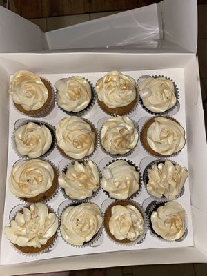 Vegan customized cupcakes for my birthday  at Vegan Funtastic in Den Helder