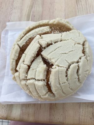 Concha  at SPLIT Bakehouse in La Mesa