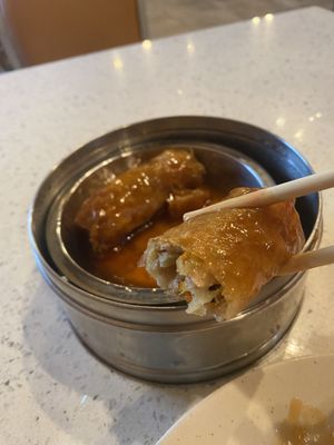 Sweet and sour roll  at Yum Cha in Las Vegas