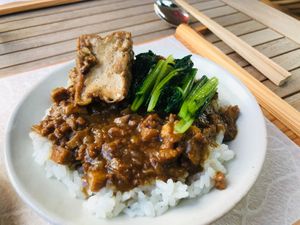 Vegan lunch at Rengetsutei in Tokyo