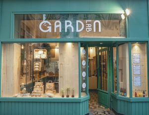 Shop at GardnLab in Lyon