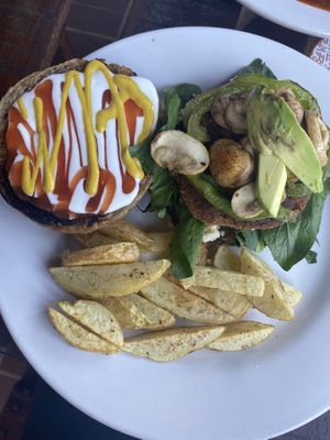 Fungi veggie hamburguesa  at Cinnamon Veggie in Cuernavaca