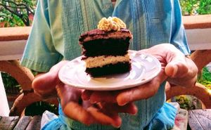 Chocolate cake at Cinnamon Veggie in Cuernavaca