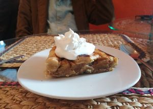 Apple pie with whipped coconut cream at Cinnamon Veggie in Cuernavaca