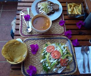 Enmoladas, Chilaqiles, veggie soup at Cinnamon Veggie in Cuernavaca