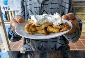 Apple pie whipped coconut cream at Cinnamon Veggie in Cuernavaca
