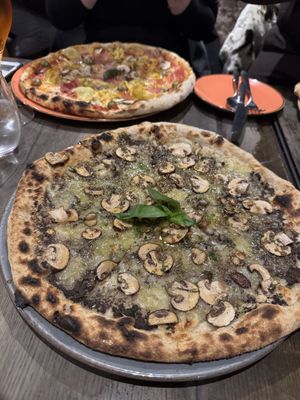 The Vegan Tartufo Pizza - black truffle pesto, vegan mozzarella, mushrooms (should have had rocket but I asked for without) incredibly delicious!!  at Impasto in Worcester