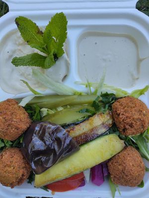 Falafel box with extra grilled vegetables at Lelani's Vegan Streetfood in Freiburg