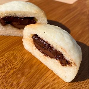 Chocolate bread 10/10 at KITCHEN & BAR Prana in Sakaishi