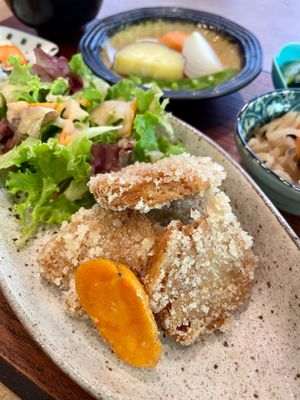 Soy meat katsu plate at KITCHEN & BAR Prana in Sakaishi