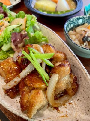 Soy meat Teriyaki plate at KITCHEN & BAR Prana in Sakaishi