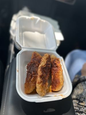 Chicken Tenderrs  at Lettuce Feast in Los Angeles