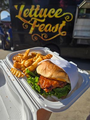 Trupple OG Sando hot honey flavor w/ fries #Veganuary at Lettuce Feast in Los Angeles