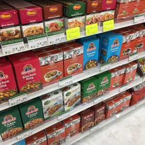 curry powders at Ambika in Tokyo