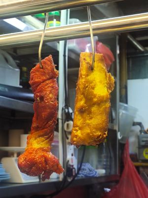 Kudos to them, no longer the real chicken and pork 👍🏻 at Yi Xiang Vegetarian - 異香素食 in Central Singapore