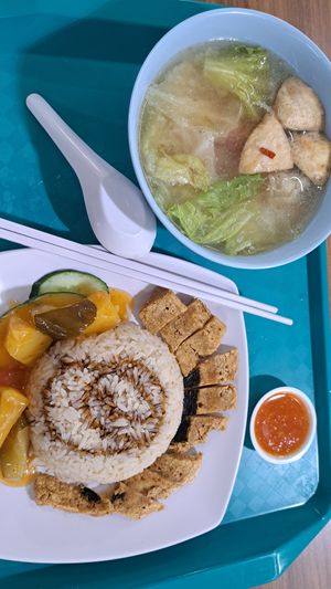 Soymilk sliced fish rice at Yi Xiang Vegetarian - 異香素食 in Central Singapore