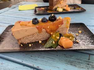 Peanut butter cake at Das Sündikat in Thun