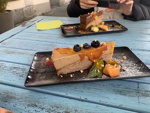 Peanut butter cake at Das Sündikat in Thun