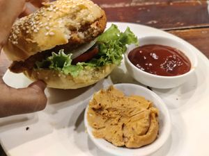 This was the recommend Tofu Patty Burger with peanut Sauce.and it was a amazing. at Slam Dunk Sandwich Co in Siem Reap