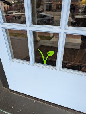 Love seeing the V so I don't have to worry at Minglewood Bake Shop in Richmond