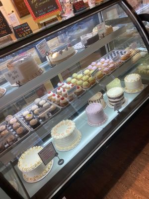 Bakery case  at Minglewood Bake Shop in Richmond