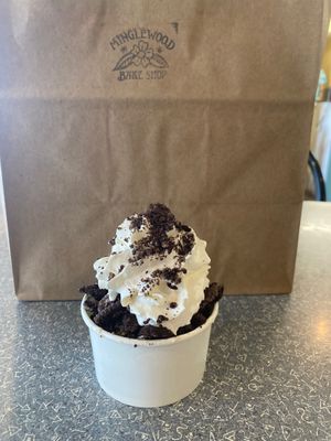 Oreo sundae  at Minglewood Bake Shop in Richmond
