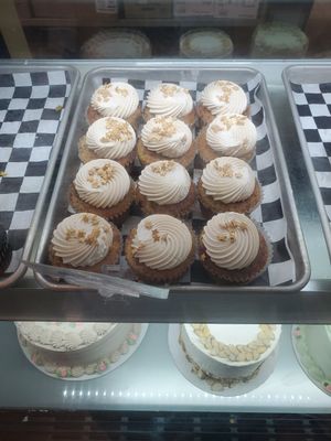  at Minglewood Bake Shop in Richmond